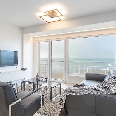 Luxury With Stunning Sea Views Middelkerke